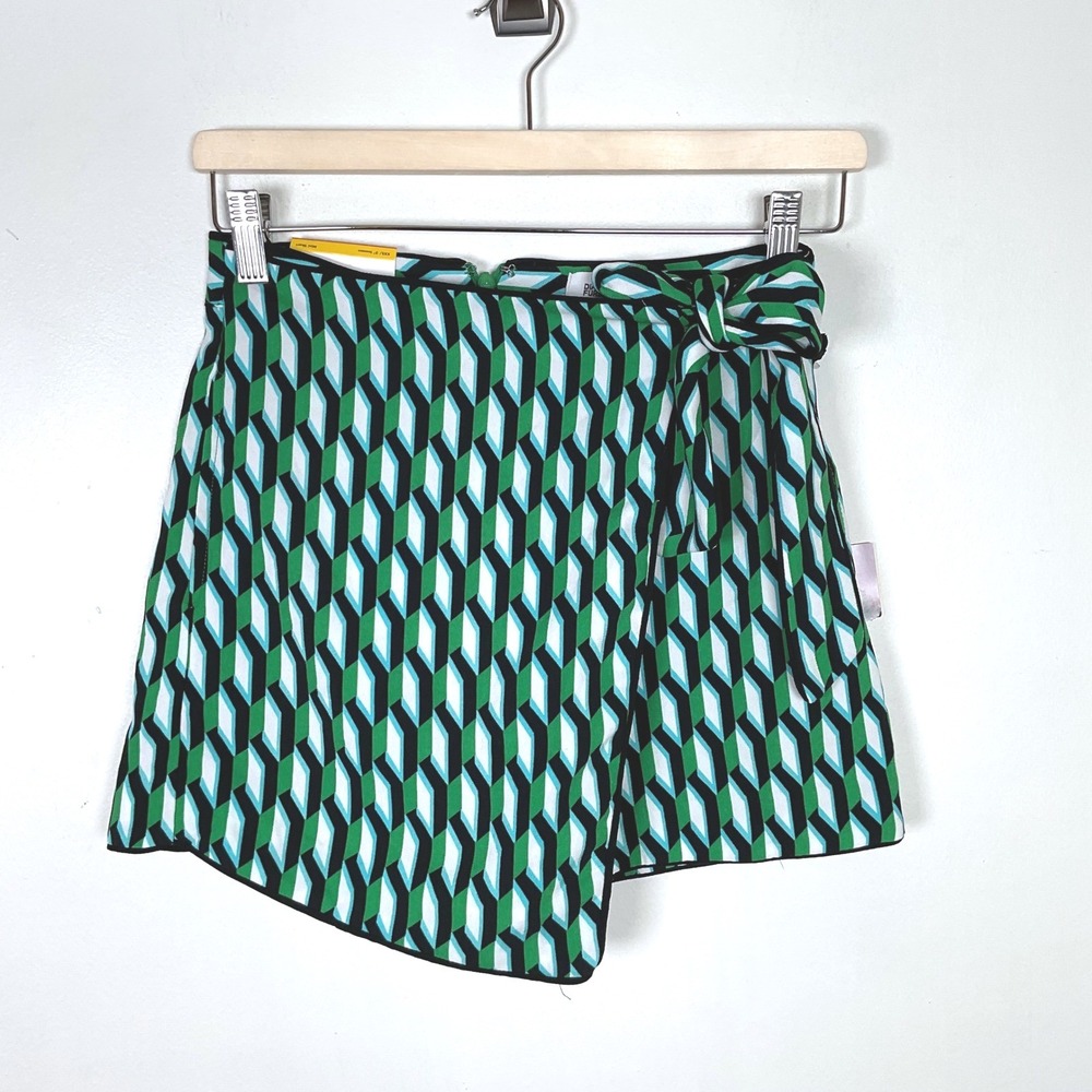 Diane Von‎ Furstenberg Green Geometric Print Wrap Mini Skort XXS